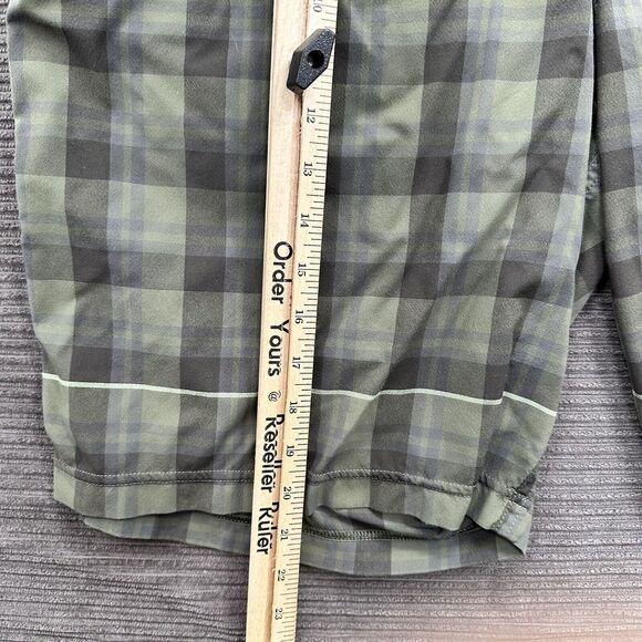 Lululemon Chino Shorts Men 38 Green Plaid Casual Outdoor Weekend Vacation. - Picture 5 of 8